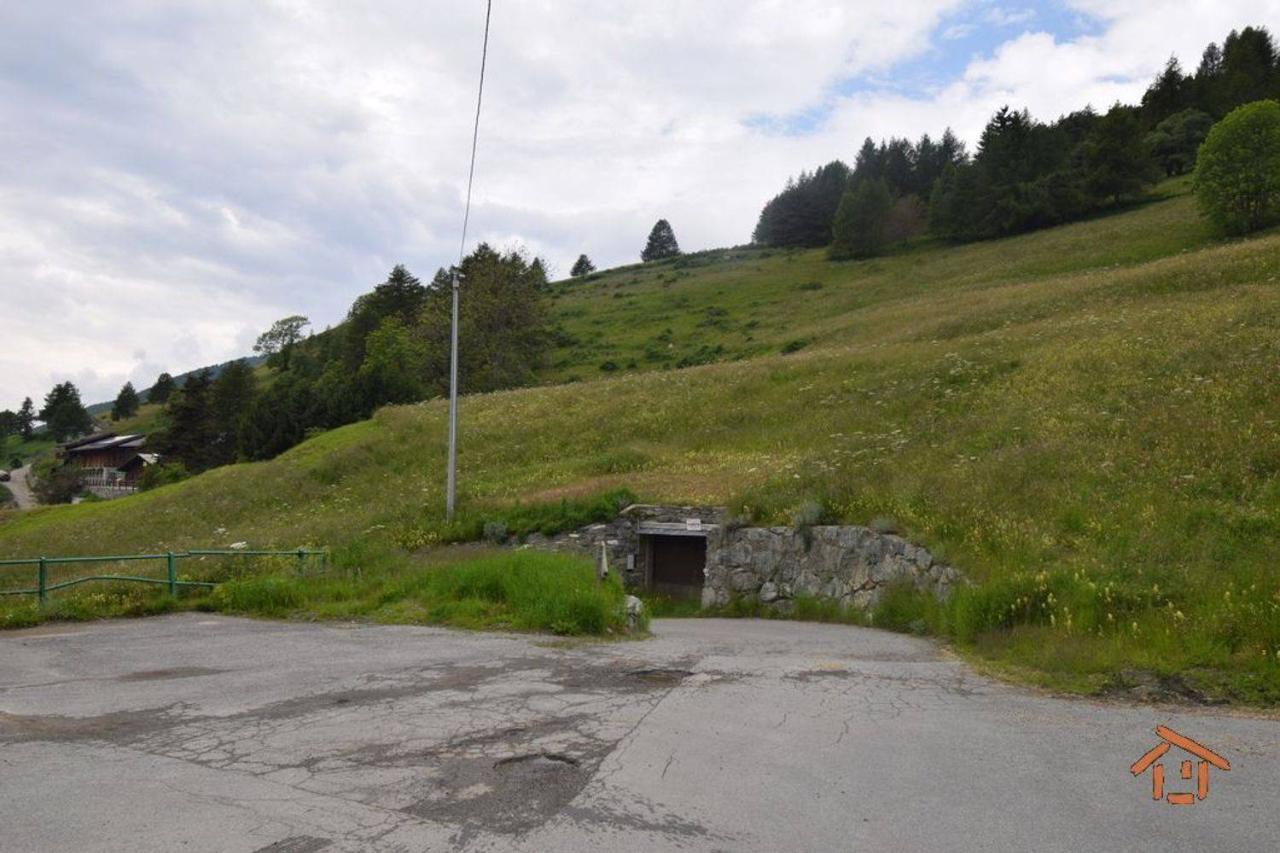 14m² Garage in Brusson, Italy No. 29601