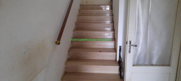 5-Zimmer Haus in Casier, Italy, Nr. 237700 7