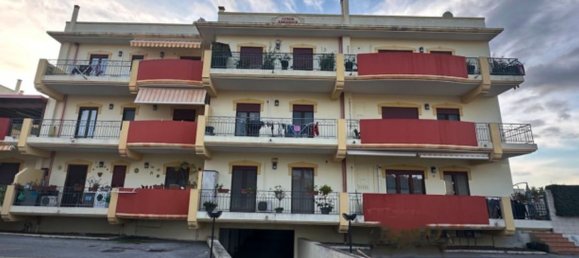 5 غرف نوم شقة في Torregrotta, Italy رقم 351341 3