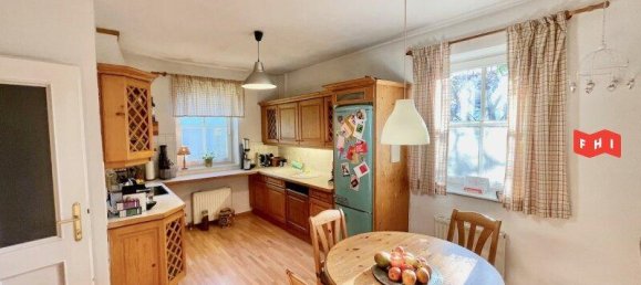 Дом с 5 комнатами в Вена, Австрия № 201734 3