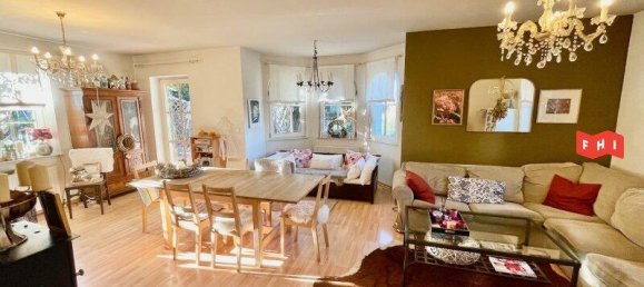 Дом с 5 комнатами в Вена, Австрия № 201734 39