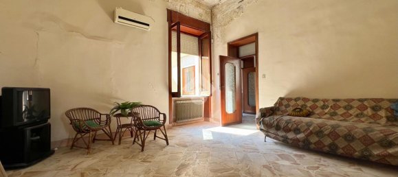 8غرفة منزل في Melito di Napoli, Italy رقم 232729 28