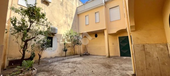 8غرفة منزل في Melito di Napoli, Italy رقم 232729 10