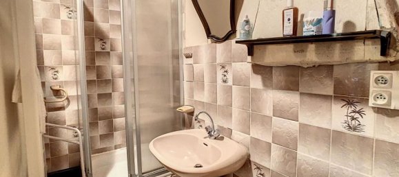 3 Schlafzimmer Haus in Creuzier-le-Vieux, France, Nr. 287236 7