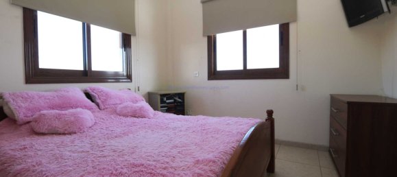 5 bedrooms House in Paralimni, Cyprus No. 23818 23