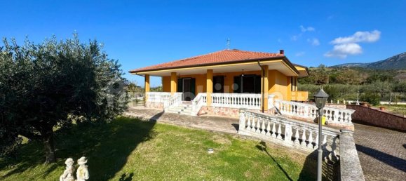 Вилла с 4 спальнями в Капаччо Пестум, Италия № 154965 28