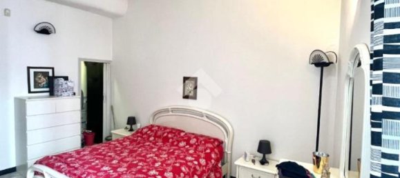 4-salle Appartement à Genoa, Italy No. 15147 21