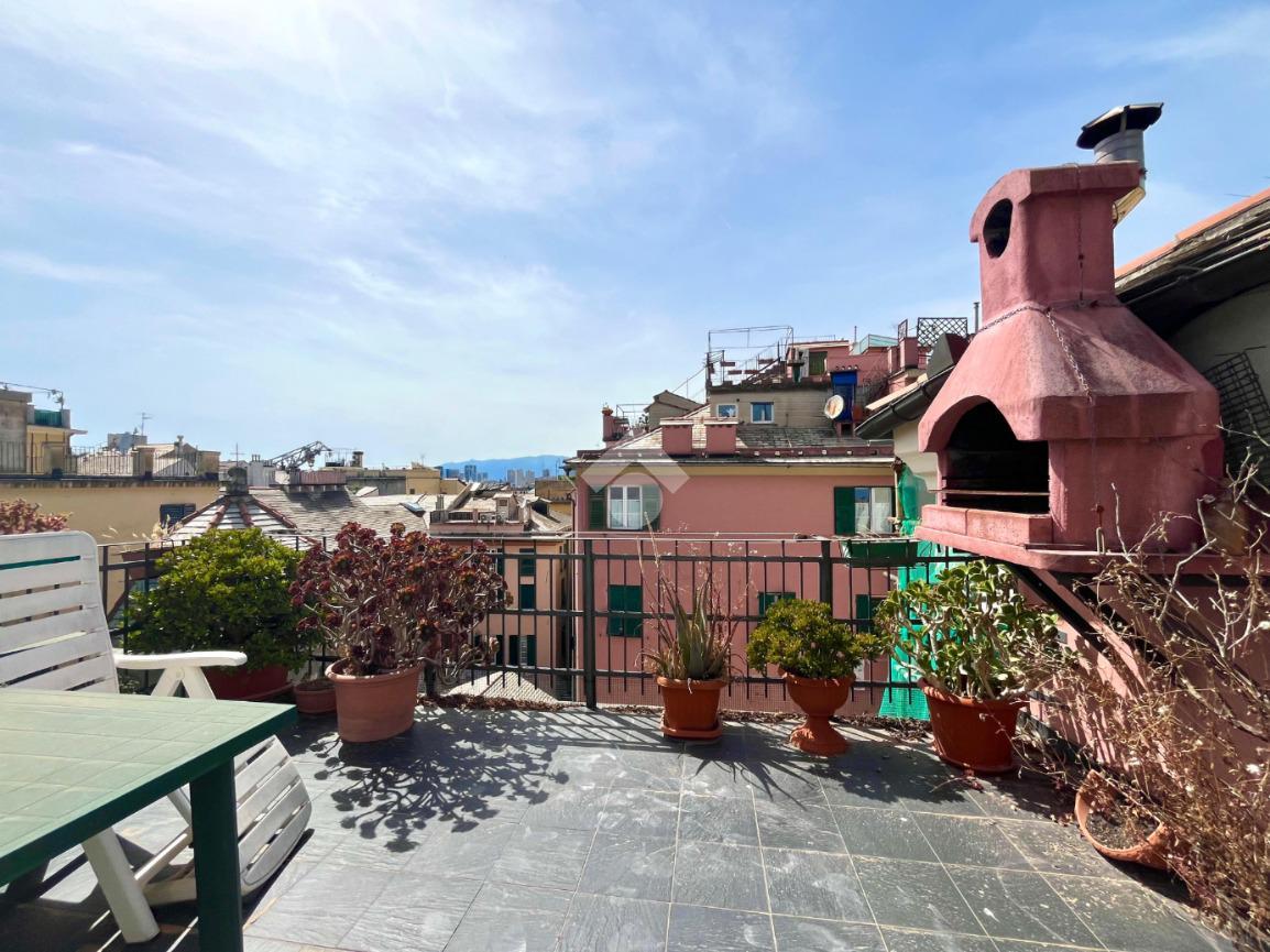 4-salle Appartement à Genoa, Italy No. 15147