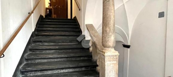 4-salle Appartement à Genoa, Italy No. 15147 33