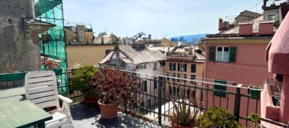 4-salle Appartement à Genoa, Italy No. 15147 14