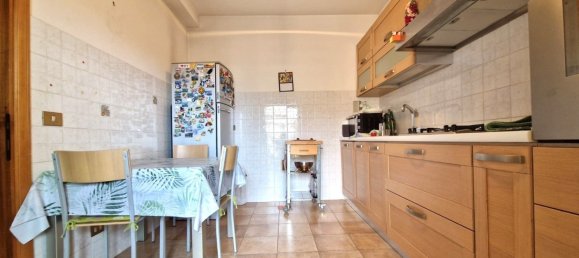 3غرفة شقة في Pomezia, Italy رقم 201333 10