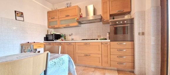 3غرفة شقة في Pomezia, Italy رقم 201333 8