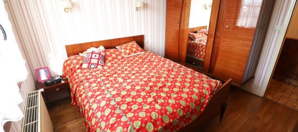 3 Schlafzimmer Haus in Orleans, France, Nr. 70530 5