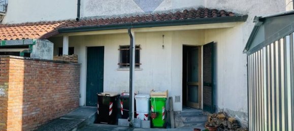 2 bedrooms House in Occhiobello, Italy No. 292973 19