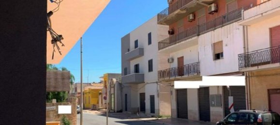 6-Zimmer Wohnung in Petrosino, Italy, Nr. 212750 2