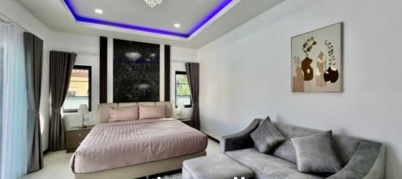 4 bedrooms Villa in Pattaya, Thailand No. 25592 6