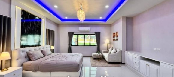 4 bedrooms Villa in Pattaya, Thailand No. 25592 5