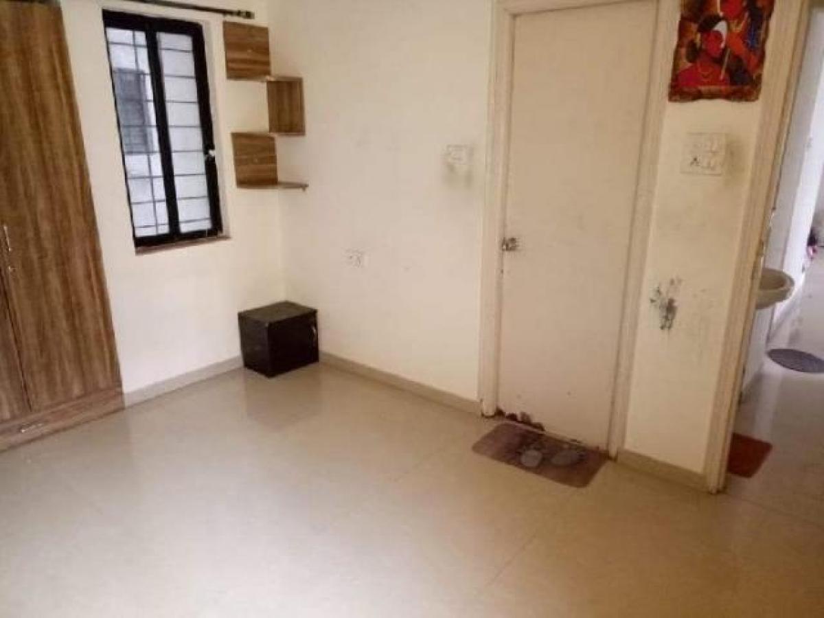 2 bedrooms House in Pune, India No. 23122