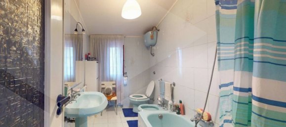 4 rooms Apartment in Casalnuovo di Napoli, Italy No. 20119 44