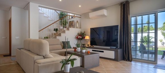 3 Schlafzimmer Haus in Quarteira, Portugal, Nr. 125638 9