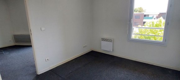 1 bedroom Apartment in Le Haillan, France No. 335664 8