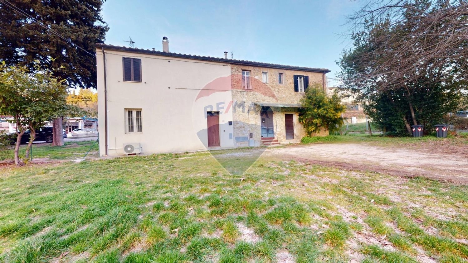 2 rooms Apartment in Perugia, Italy No. 151276