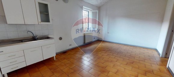 2 rooms Apartment in Perugia, Italy No. 151276 4