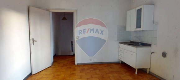 2 rooms Apartment in Perugia, Italy No. 151276 5