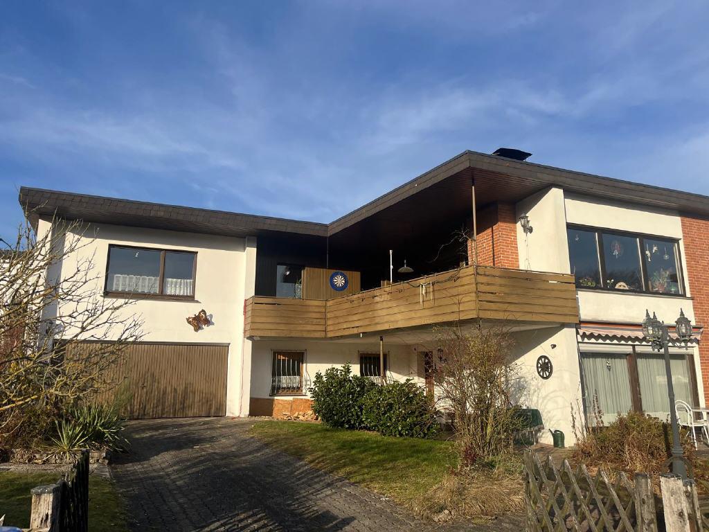 8-salle Maison de ville à Hochsauerlandkreis, Germany No. 69158