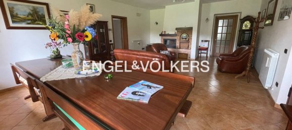6 bedrooms Villa in Camerino, Italy No. 63857 12