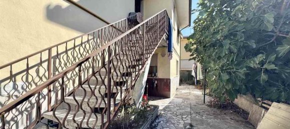 3 Schlafzimmer Wohnung in Viareggio, Italy, Nr. 298594 21