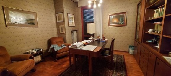 4-Zimmer Wohnung in Pesaro, Italy, Nr. 98180 9