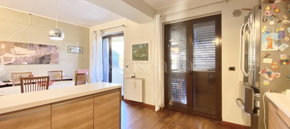 5 rooms Apartment in Messina, Italy No. 48343 26