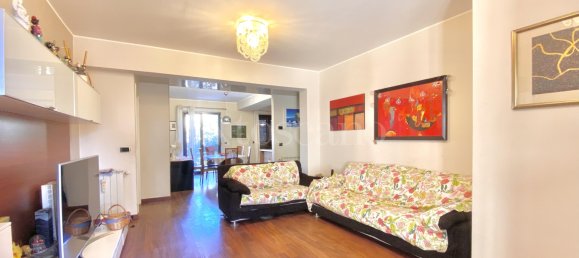 5 rooms Apartment in Messina, Italy No. 48343 14
