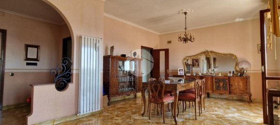 4 bedrooms Apartment in Frattamaggiore, Italy No. 52498 3