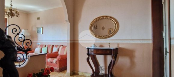 4 bedrooms Apartment in Frattamaggiore, Italy No. 52498 4