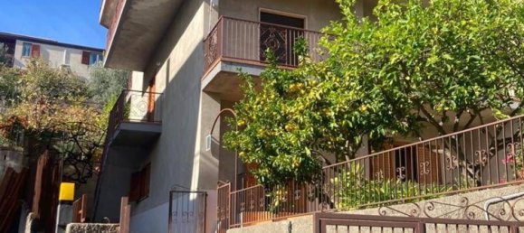 Вилла с 10 комнатами в Каролеи, Италия № 171642 6