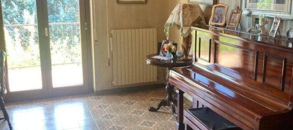 Вилла с 10 комнатами в Каролеи, Италия № 171642 19