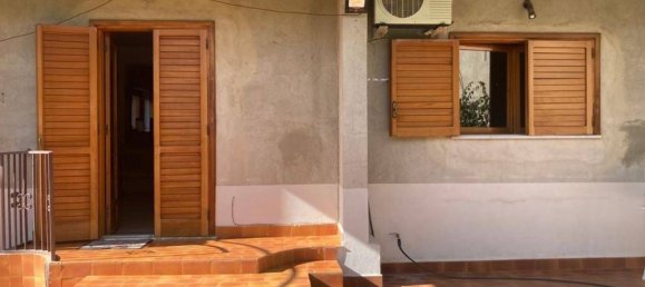 Вилла с 10 комнатами в Каролеи, Италия № 171642 2