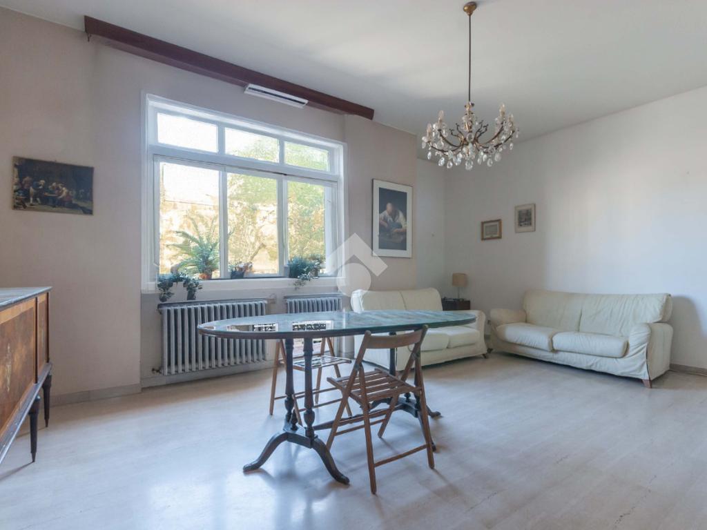 2 bedrooms Apartment in Roseto degli Abruzzi, Italy No. 302243