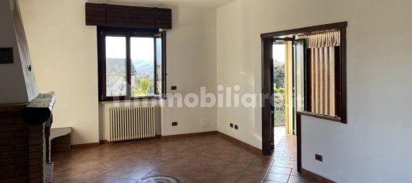 Villa de 2 dormitorios en Castana, Italy No. 112562 16
