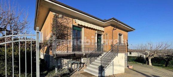 Villa de 2 dormitorios en Castana, Italy No. 112562 40