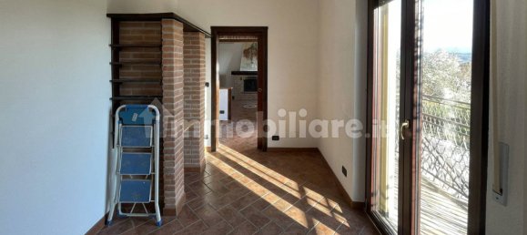 Villa de 2 dormitorios en Castana, Italy No. 112562 22