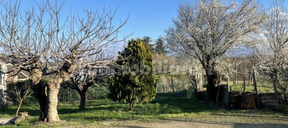 Villa de 2 dormitorios en Castana, Italy No. 112562 42