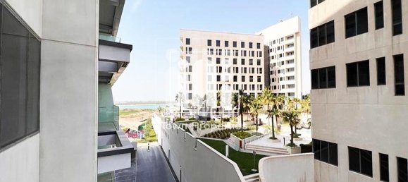 2 bedrooms Apartment in Yas Island, UAE No. 8823 8
