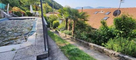 Villa de 5 divisões em Maccagno con Pino e Veddasca, Italy N.º 11833 13