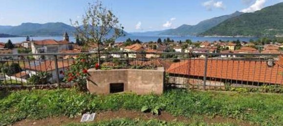 Villa de 5 divisões em Maccagno con Pino e Veddasca, Italy N.º 11833 6