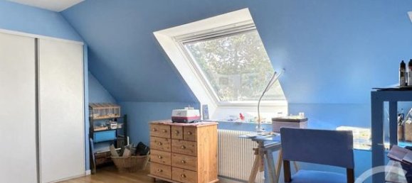 5 bedrooms House in Val-d'Oise, France No. 359570 14