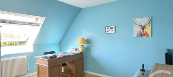 5 bedrooms House in Val-d'Oise, France No. 359570 16