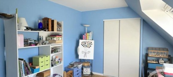 5 bedrooms House in Val-d'Oise, France No. 359570 15